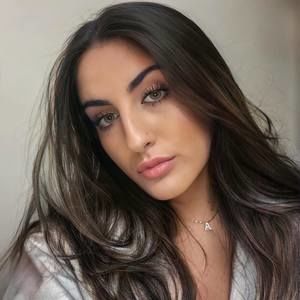 Meet your Posher, Ashlie